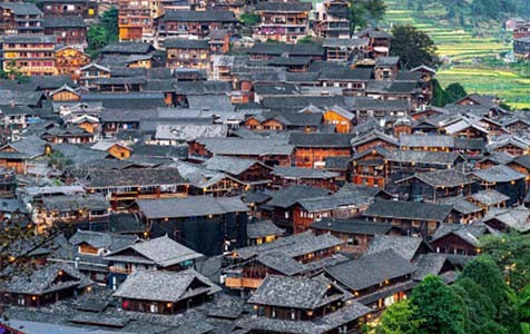 中江6种常见的外墙仿石漆施工工艺！